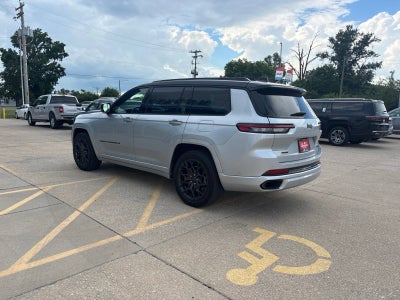 2023 Jeep Grand Cherokee L Summit Reserve