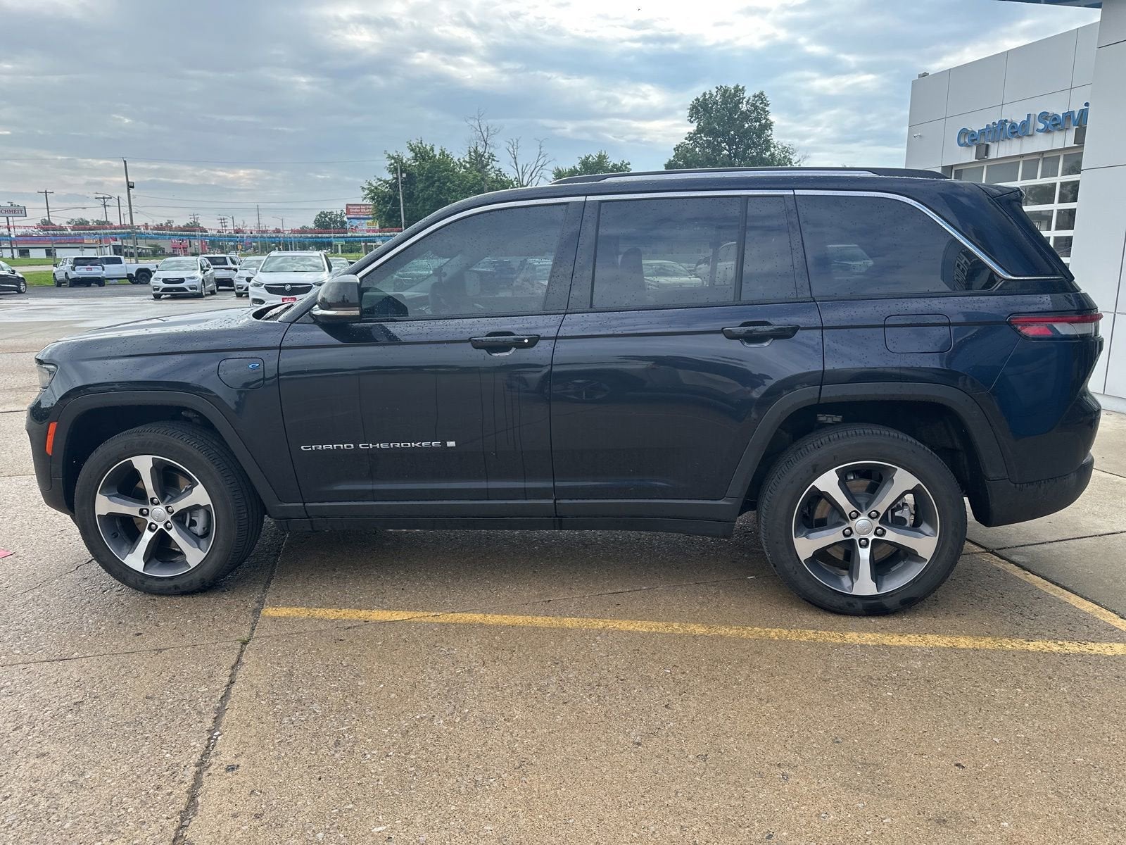2024 Jeep Grand Cherokee 4xe Base