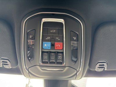 2024 Jeep Wagoneer L Series II Carbide