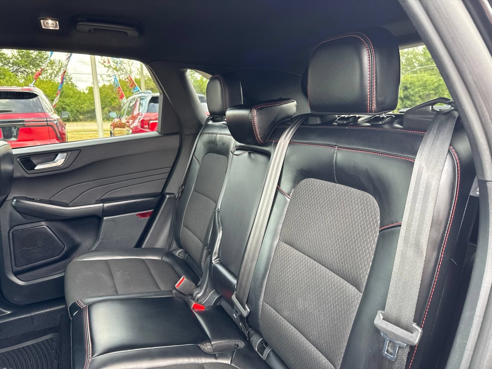 2025 Ford Escape ST-Line Select