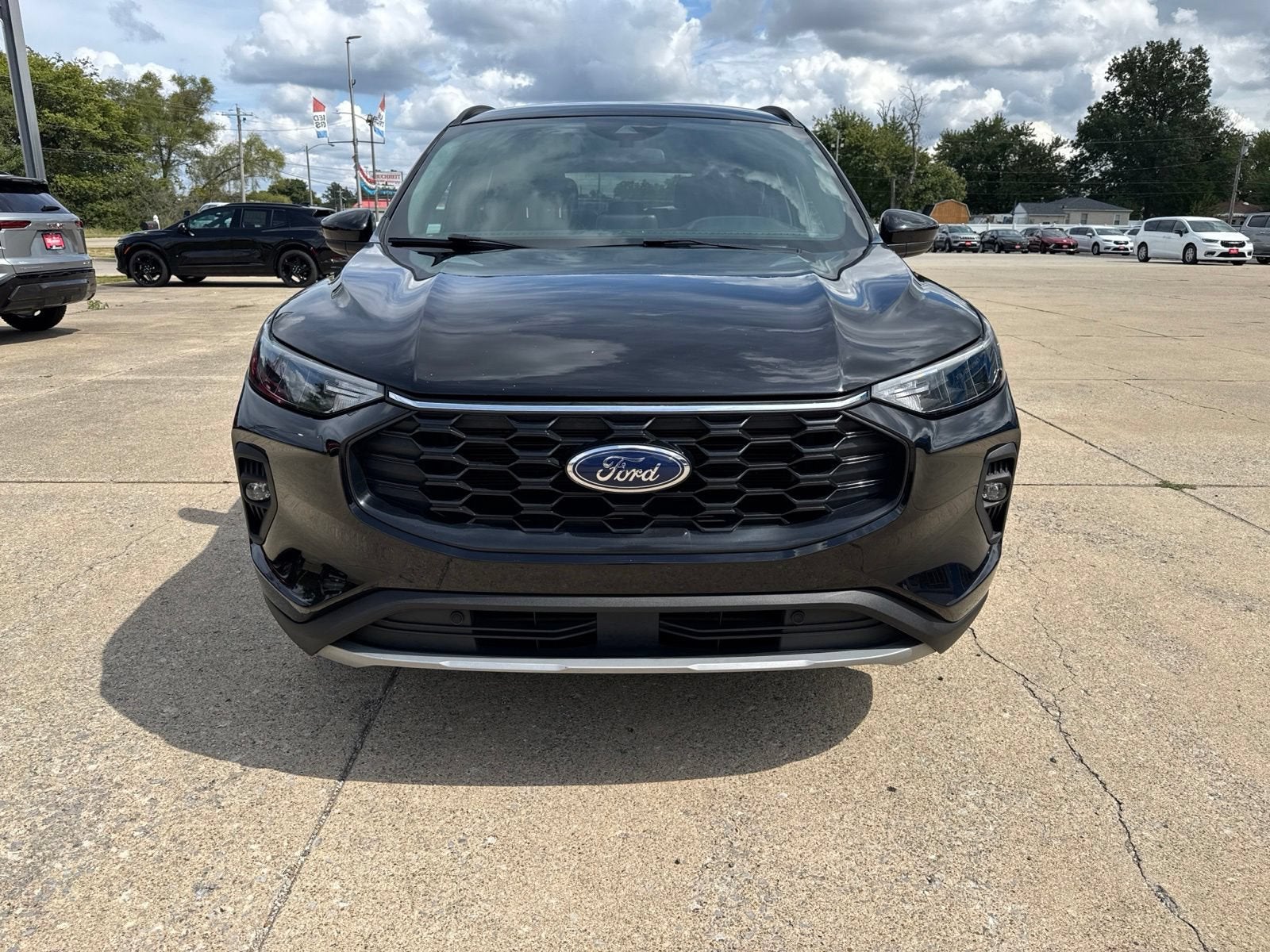 2025 Ford Escape ST-Line Select