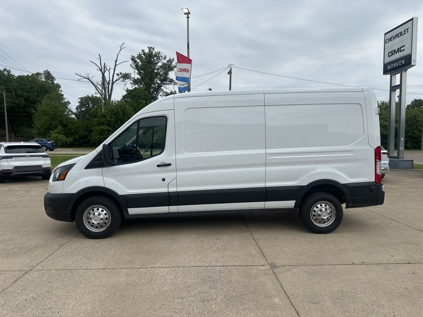 2024 Ford Transit Cargo Van Base