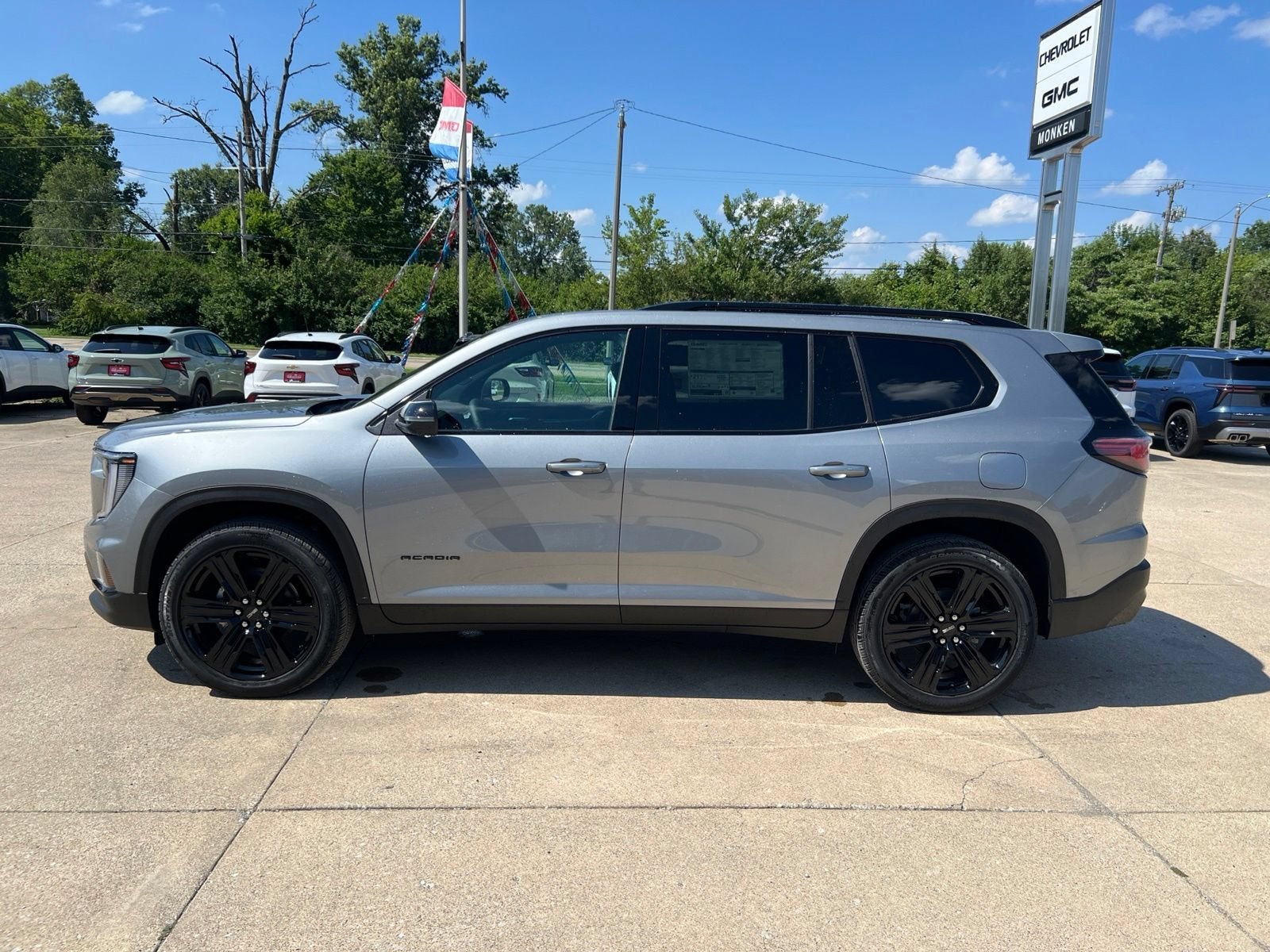 2026 GMC Acadia Elevation