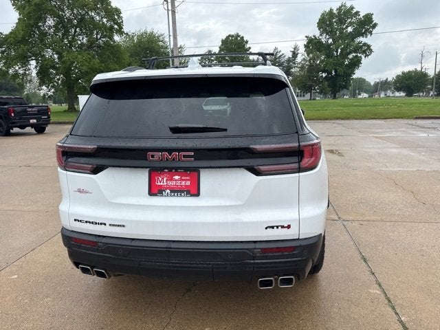 2025 GMC Acadia AT4