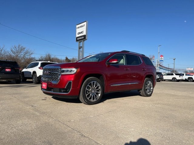 2023 GMC Acadia Denali
