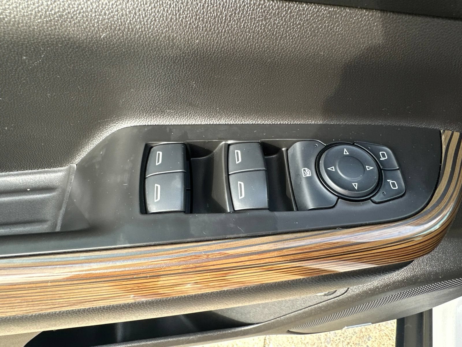 2017 GMC Acadia SLE