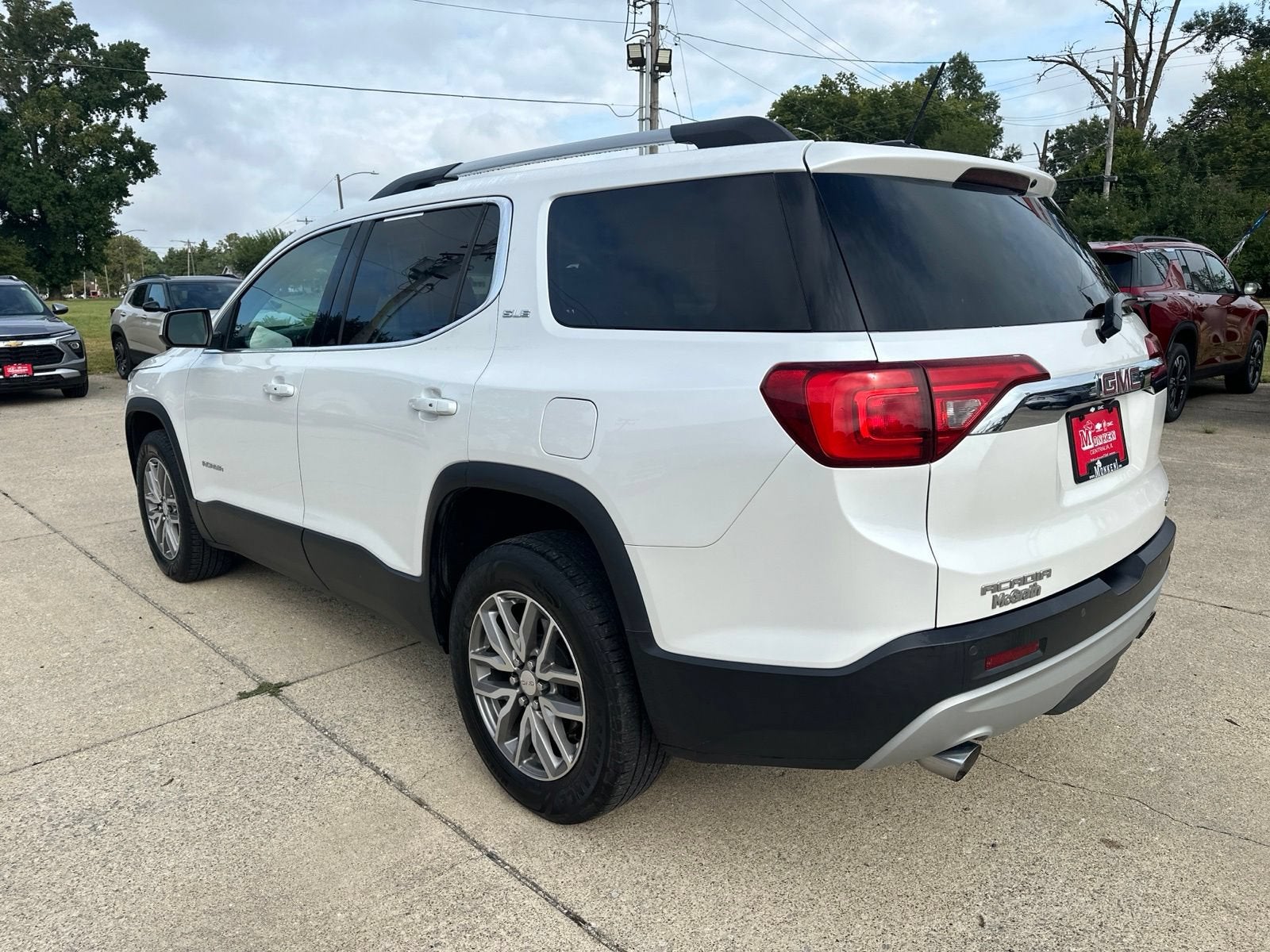 2017 GMC Acadia SLE
