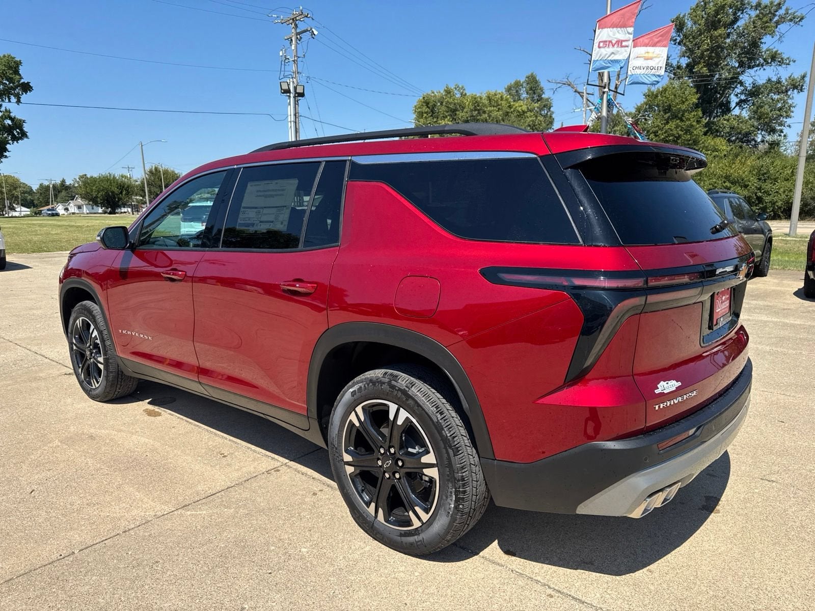 2027 Chevrolet Traverse LT