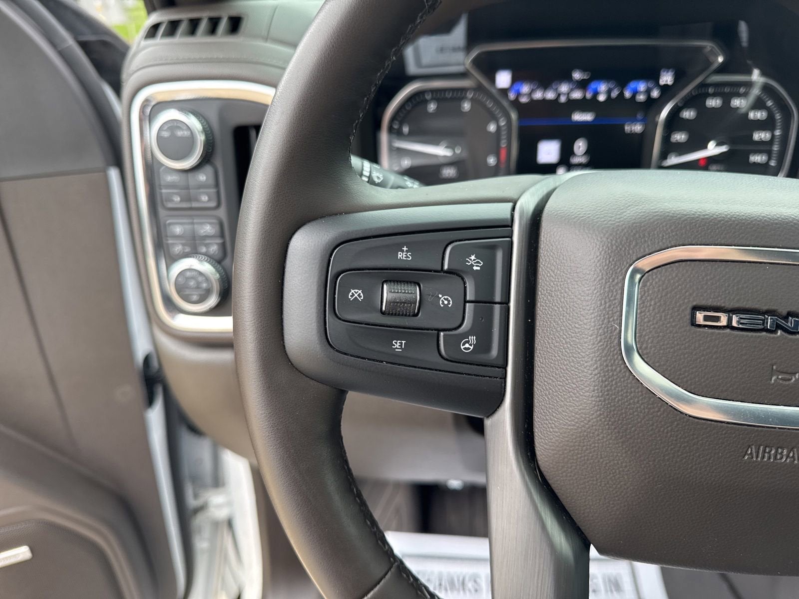 2023 GMC Sierra 2500 HD Denali