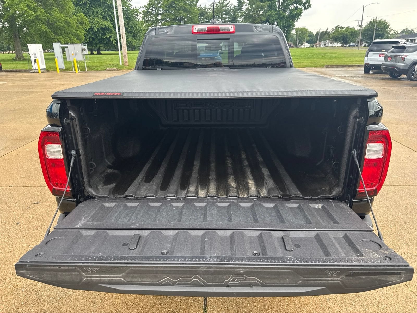 2024 GMC Canyon Denali