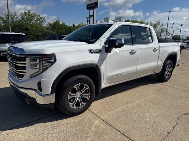 2025 GMC Sierra 1500 SLT