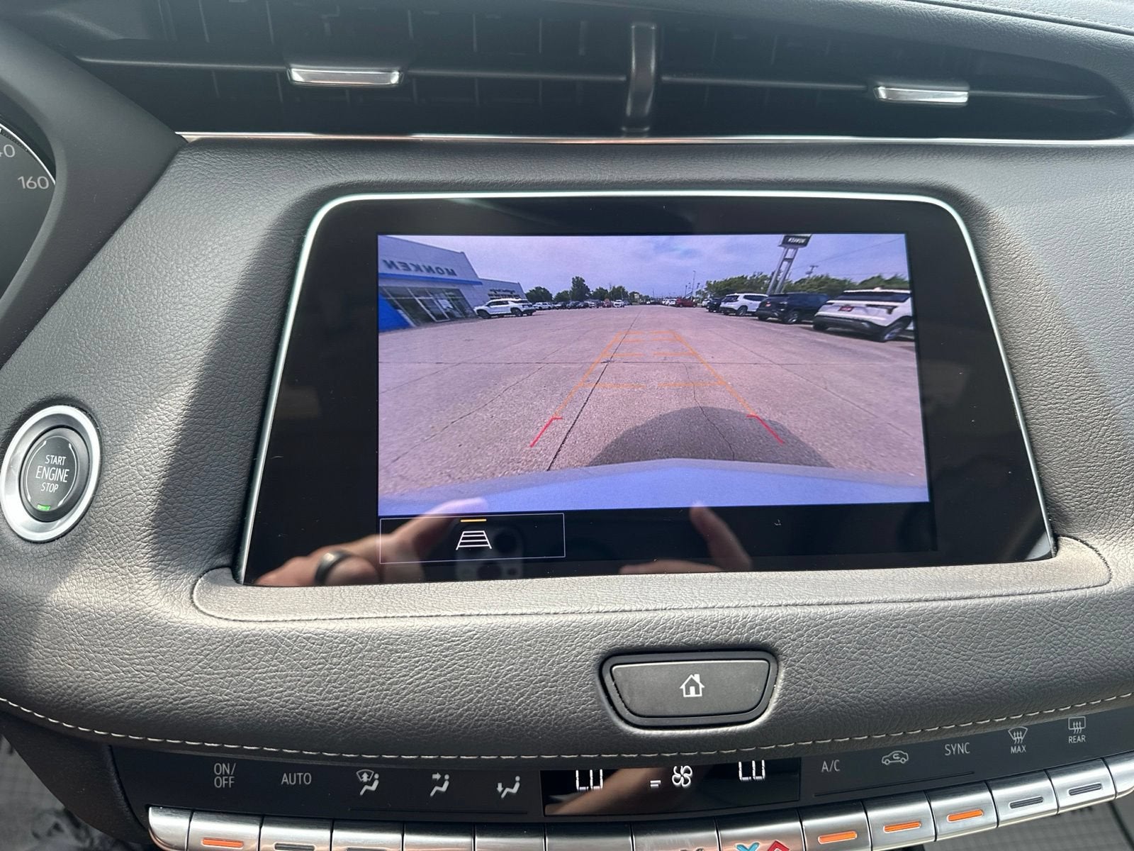 2023 Cadillac XT4 Luxury