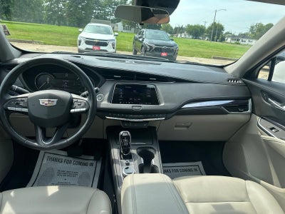 2023 Cadillac XT4 Luxury