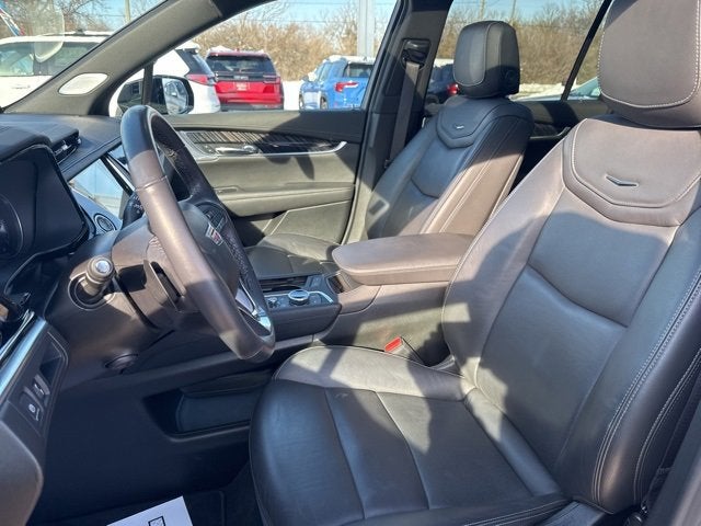 2025 Cadillac XT6 Premium Luxury