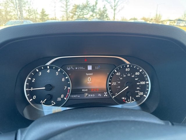 2025 Nissan Frontier SL