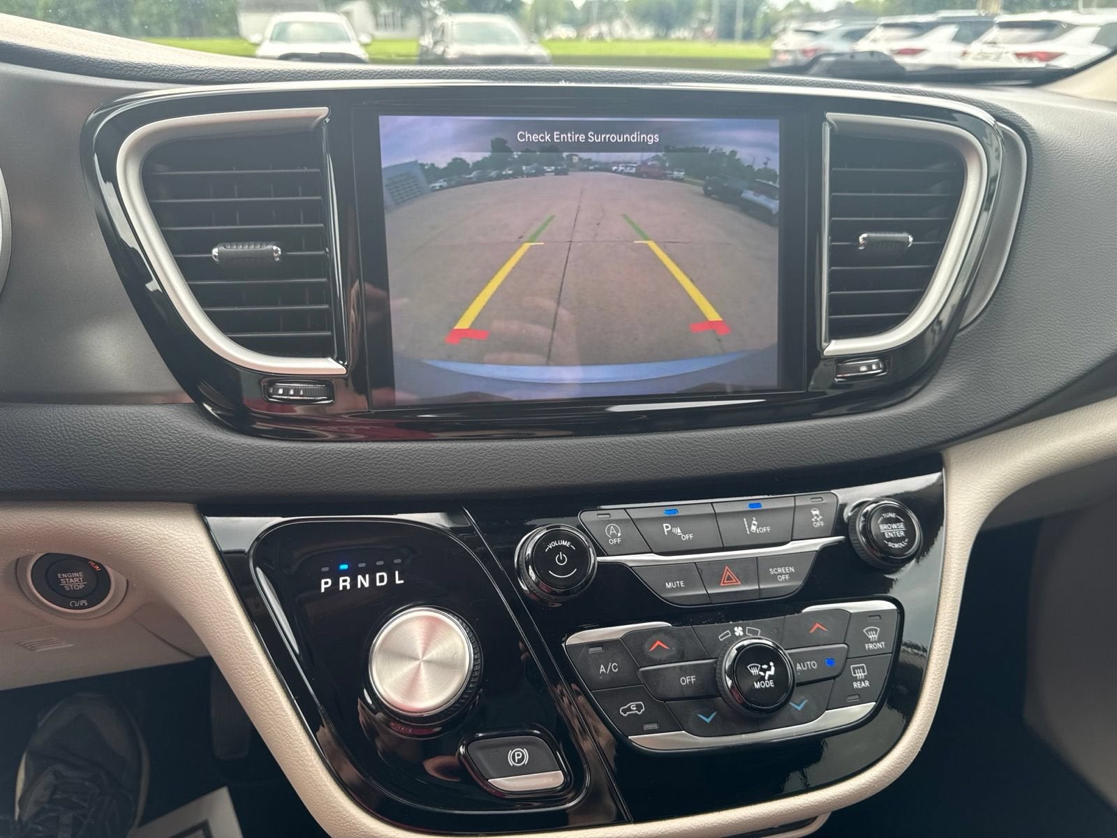 2024 Chrysler Pacifica Touring L
