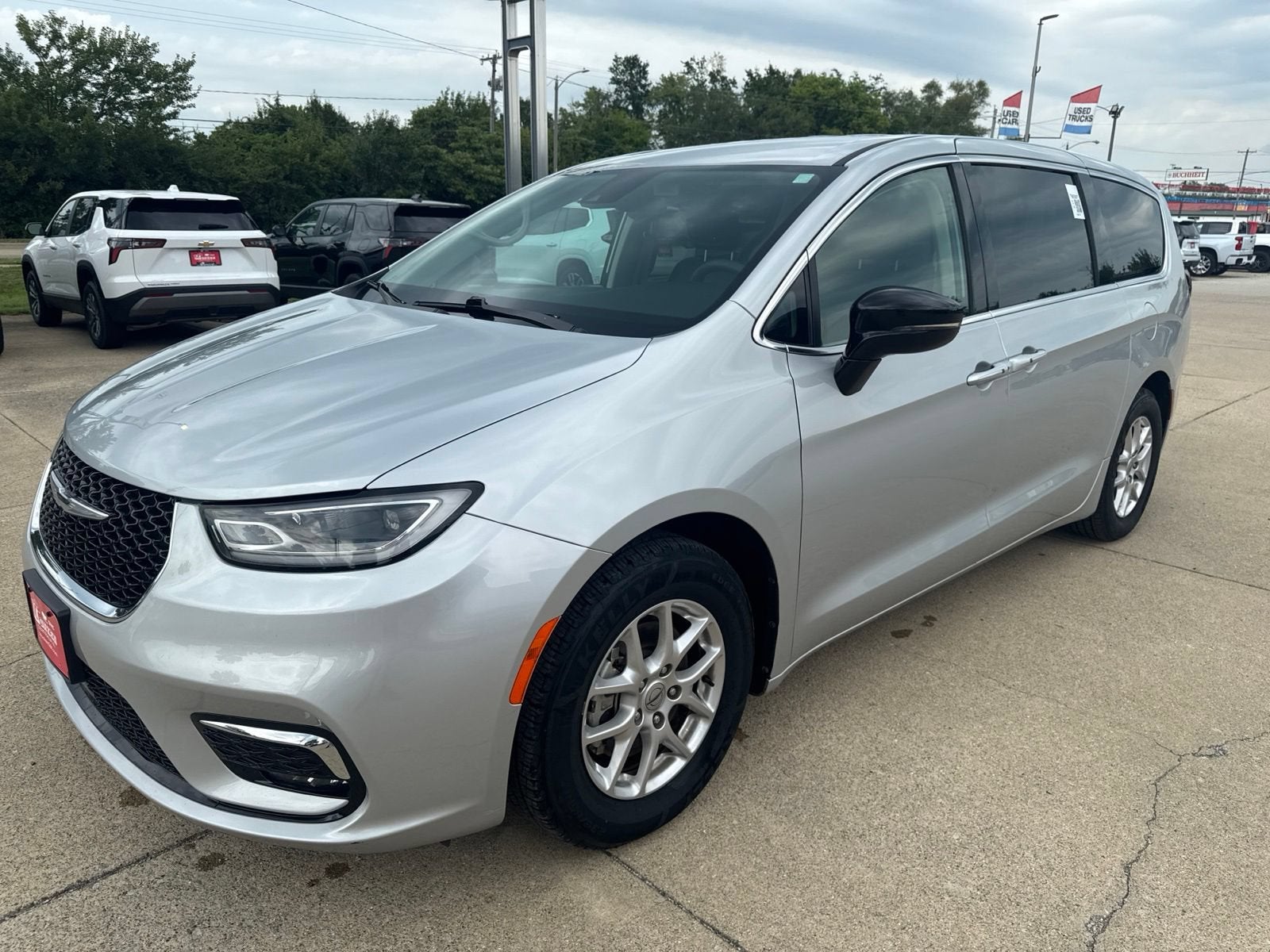 2024 Chrysler Pacifica Touring L