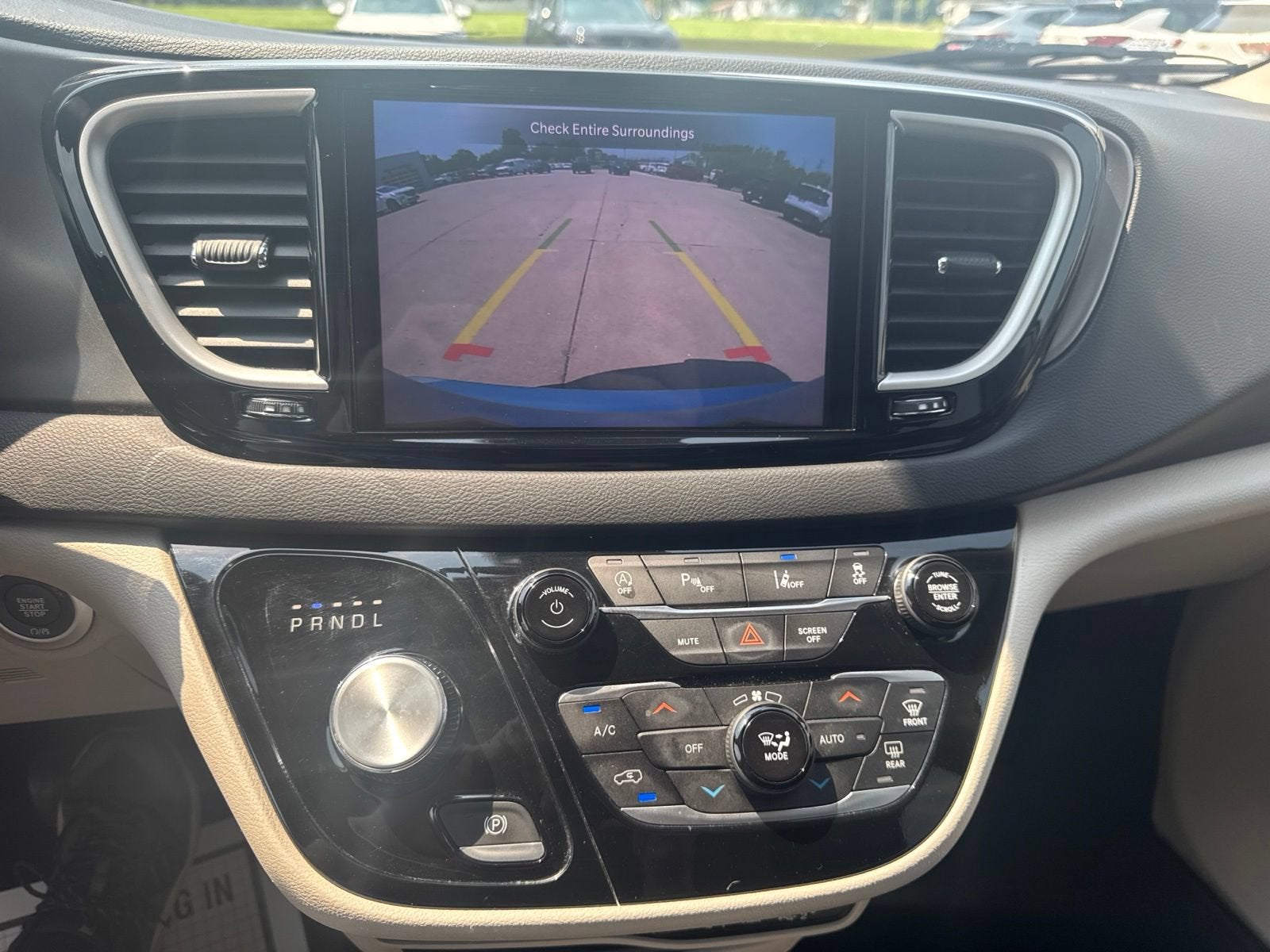 2023 Chrysler Pacifica Touring L