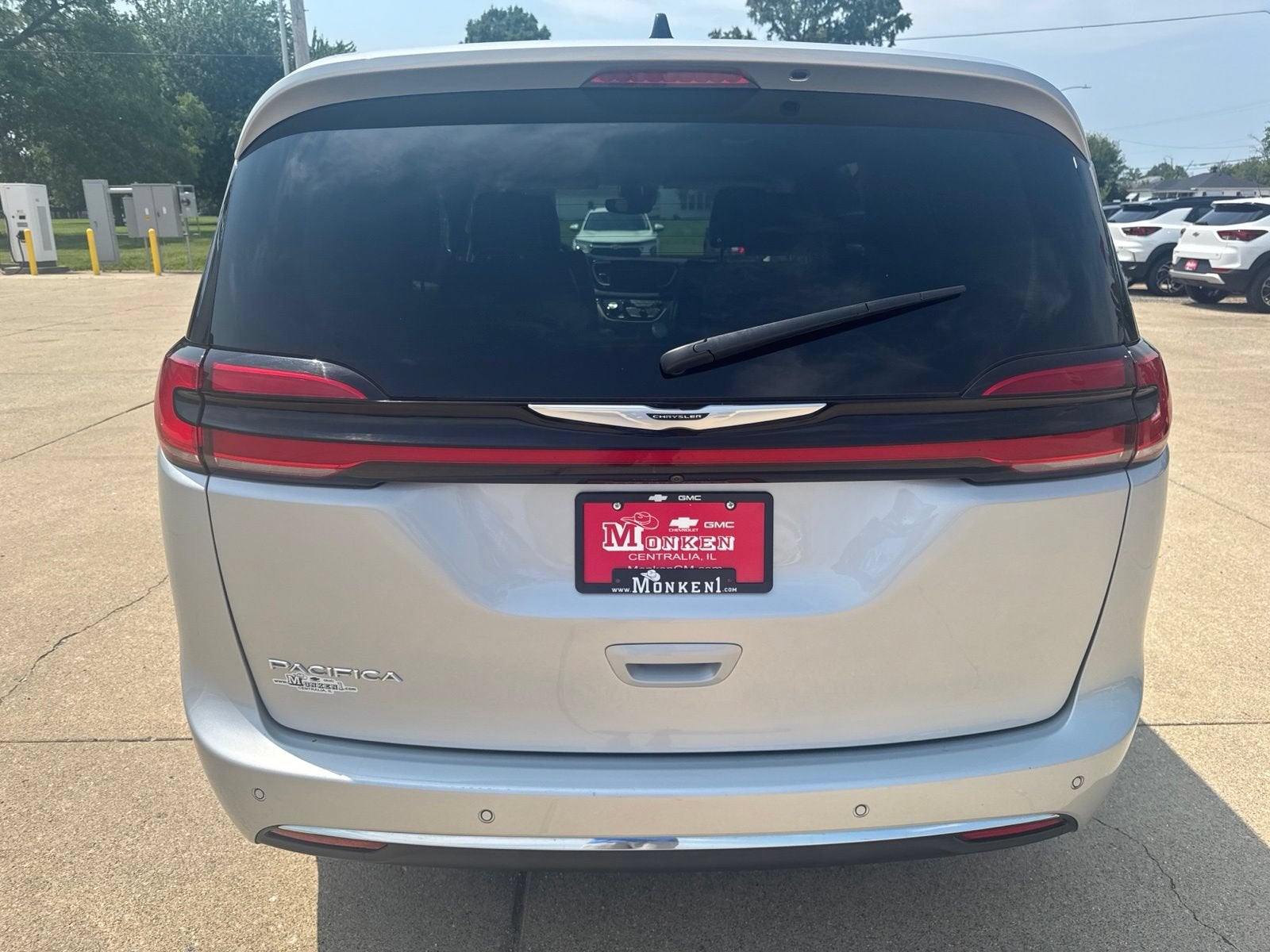 2023 Chrysler Pacifica Touring L