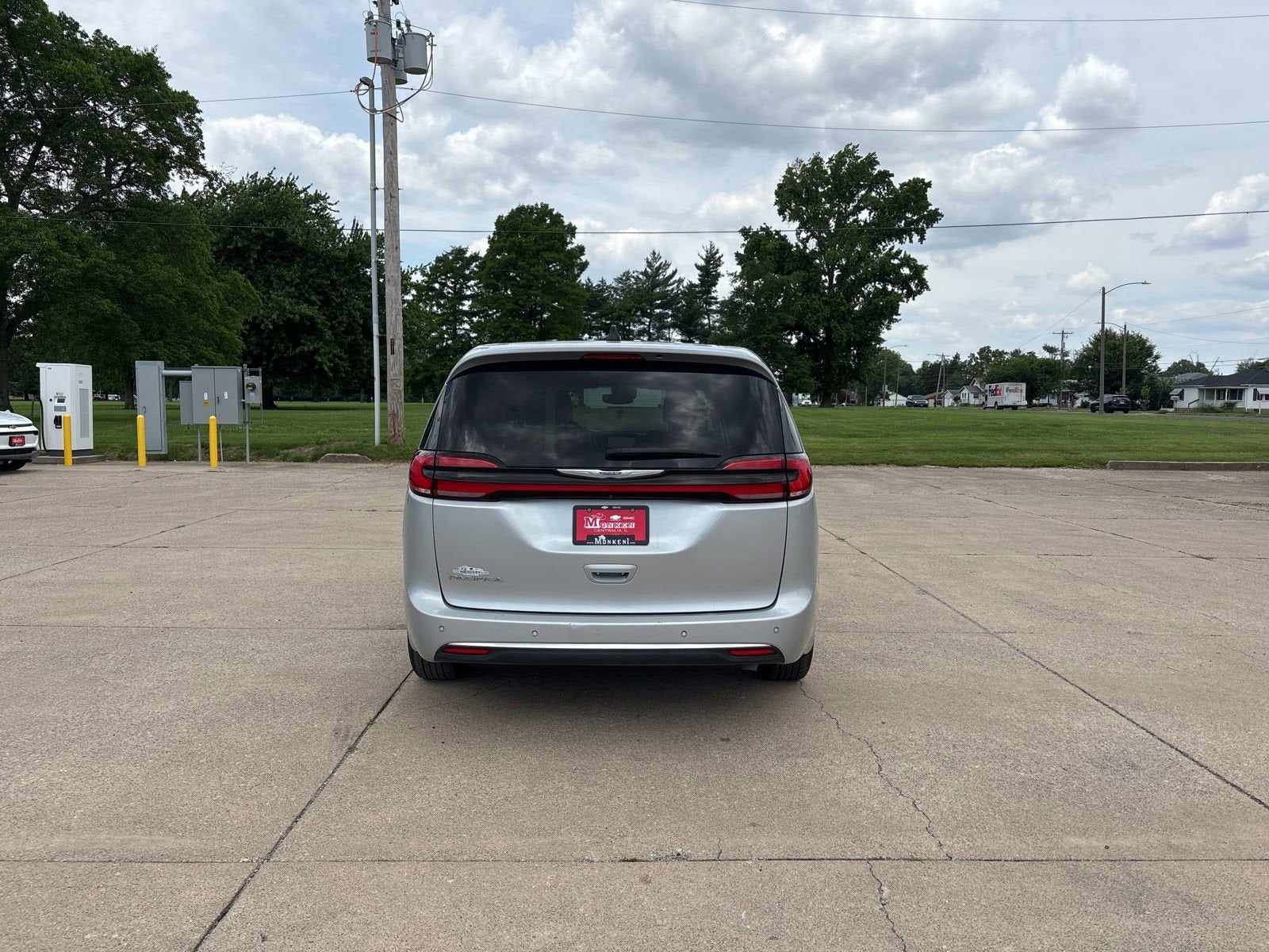 2023 Chrysler Pacifica Touring L