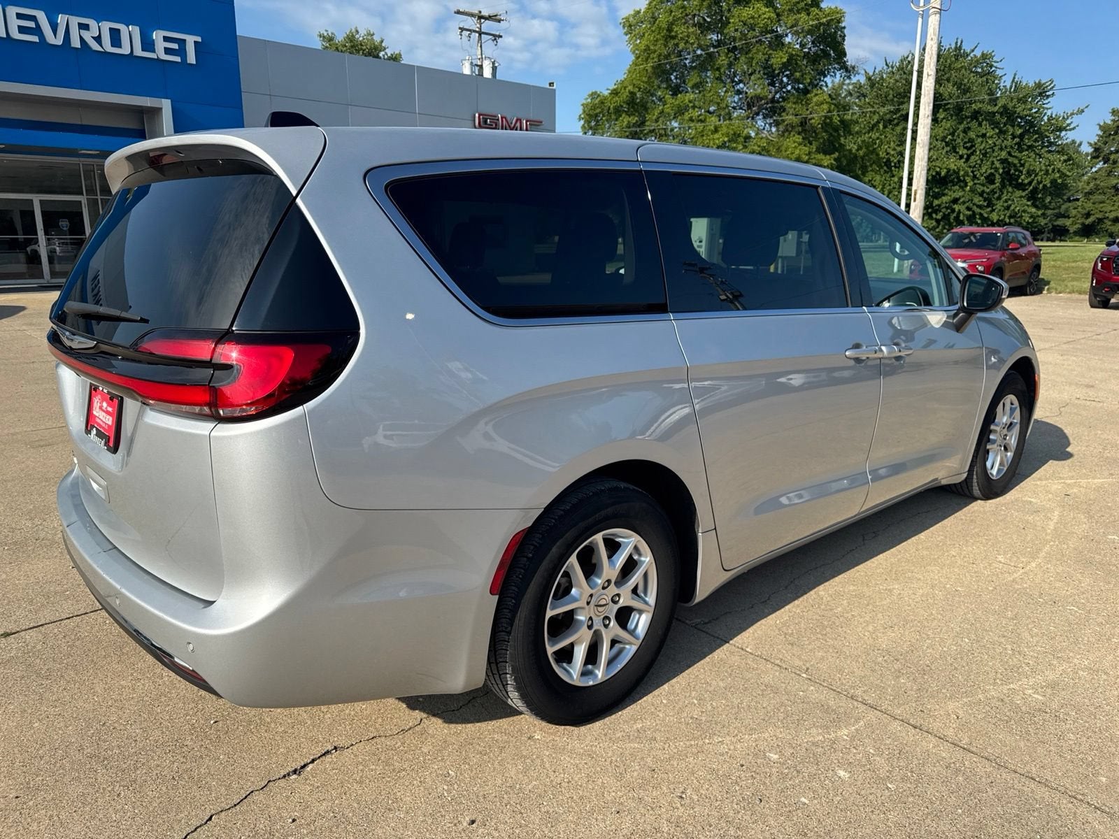 2023 Chrysler Pacifica Touring L