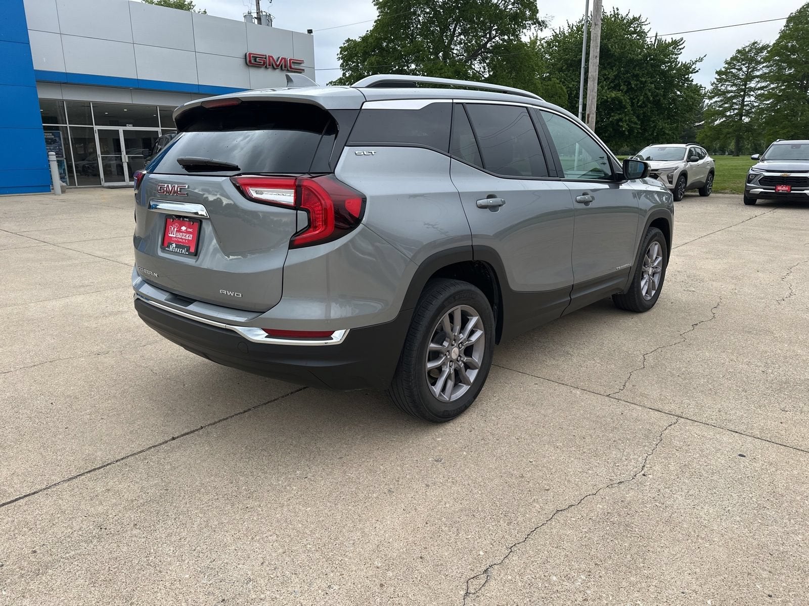2023 GMC Terrain SLT