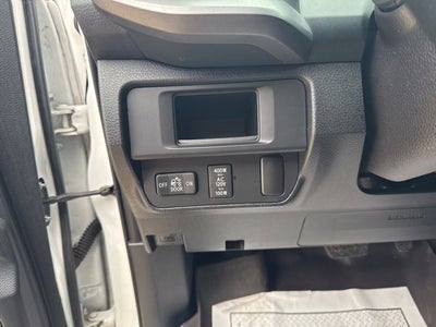 2016 Toyota Tacoma SR