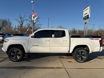 2016 Toyota Tacoma SR