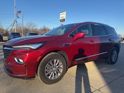 2023 Buick Enclave Essence
