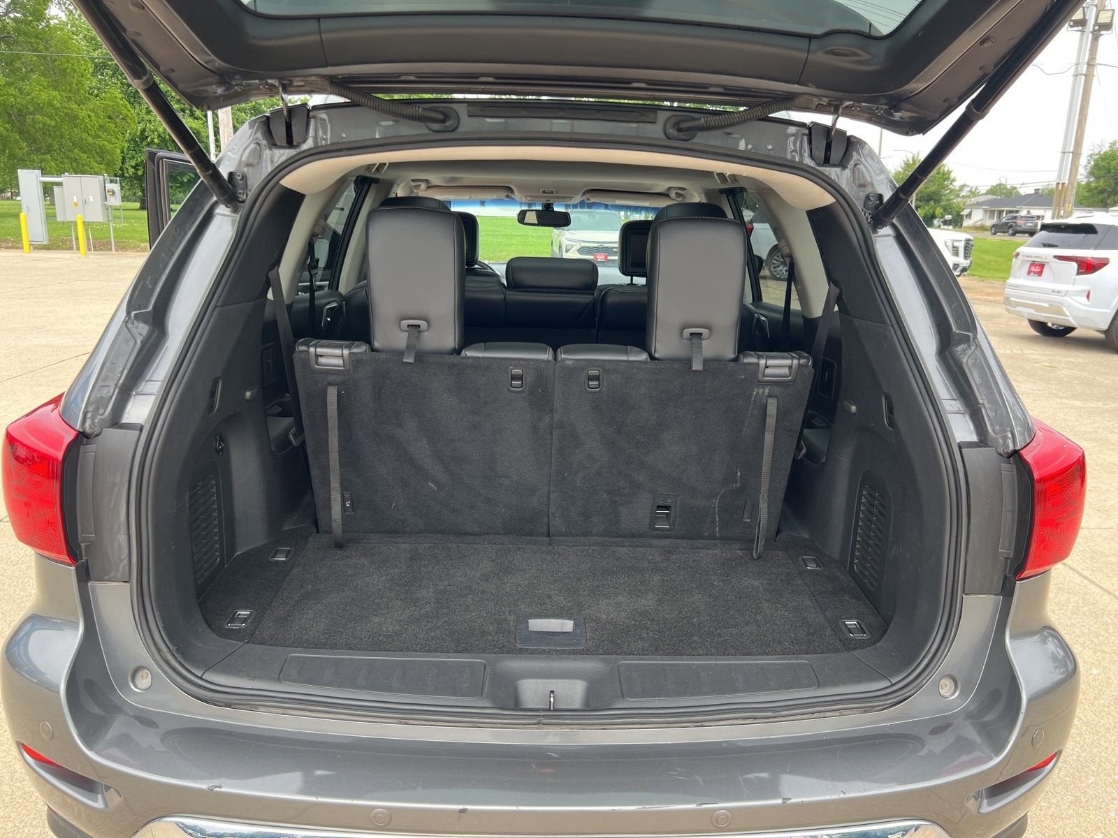2017 Nissan Pathfinder Platinum