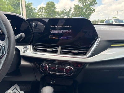 2025 Chevrolet Trax LT
