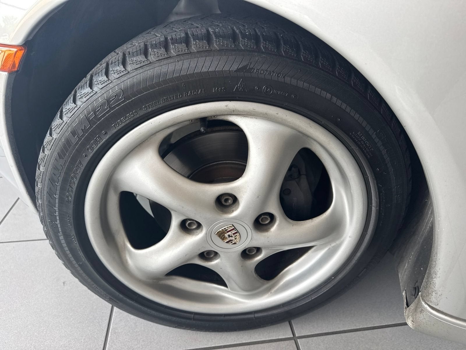 1999 Porsche Boxster Base
