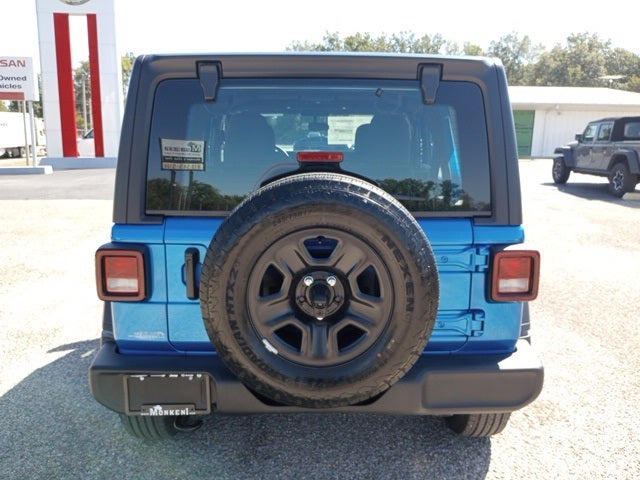 2025 Jeep Wrangler Sport