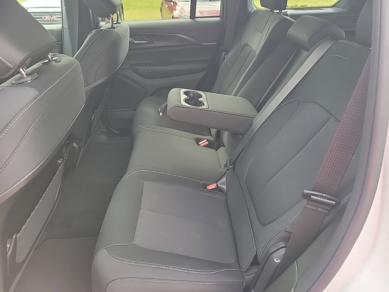 2027 Jeep Grand Cherokee Laredo X