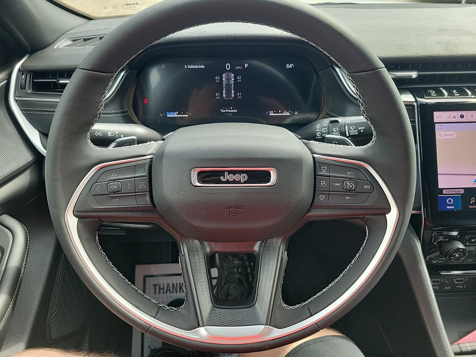 2027 Jeep Grand Cherokee Laredo X