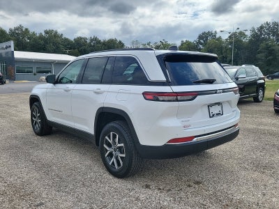 2027 Jeep Grand Cherokee Laredo X