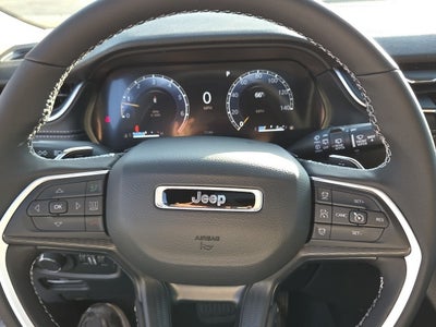 2025 Jeep Grand Cherokee Laredo X