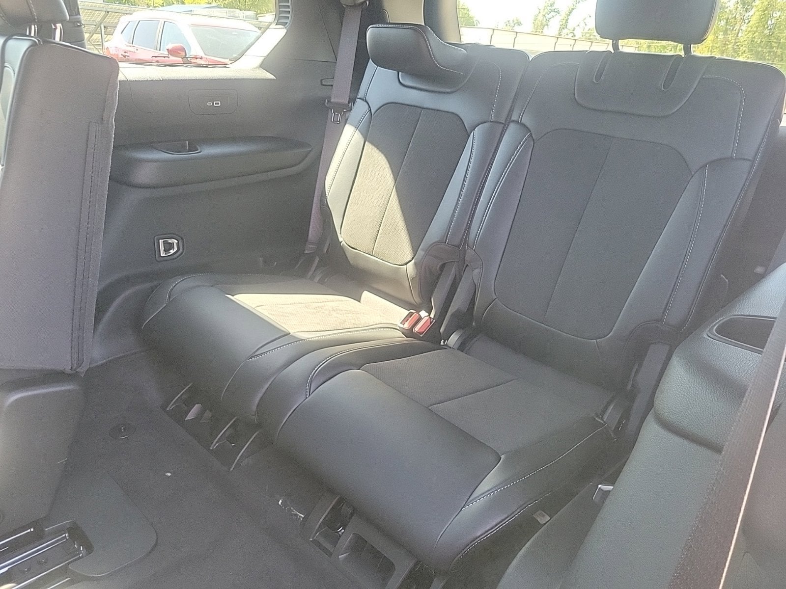 2027 Jeep Grand Cherokee L Laredo Altitude