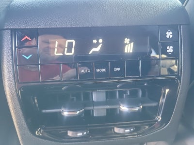 2027 Jeep Grand Cherokee L Laredo Altitude