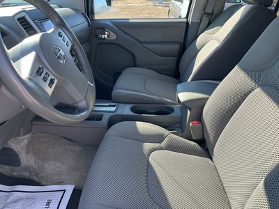 2016 Nissan Frontier SV