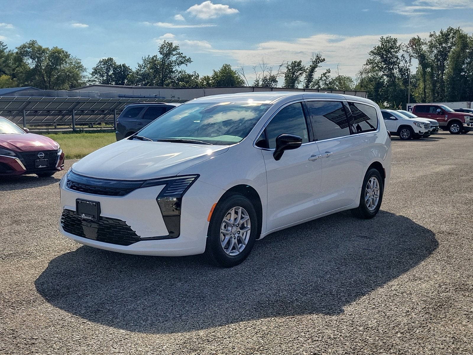 2027 Chrysler Pacifica Select