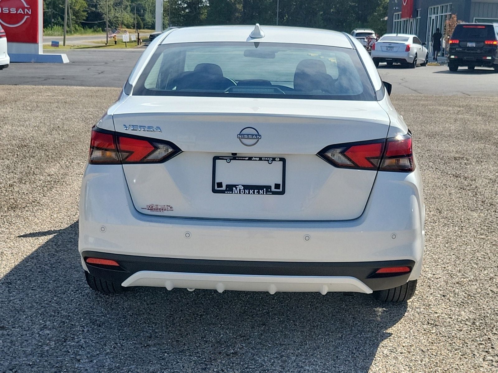 2025 Nissan Versa 1.6 SV