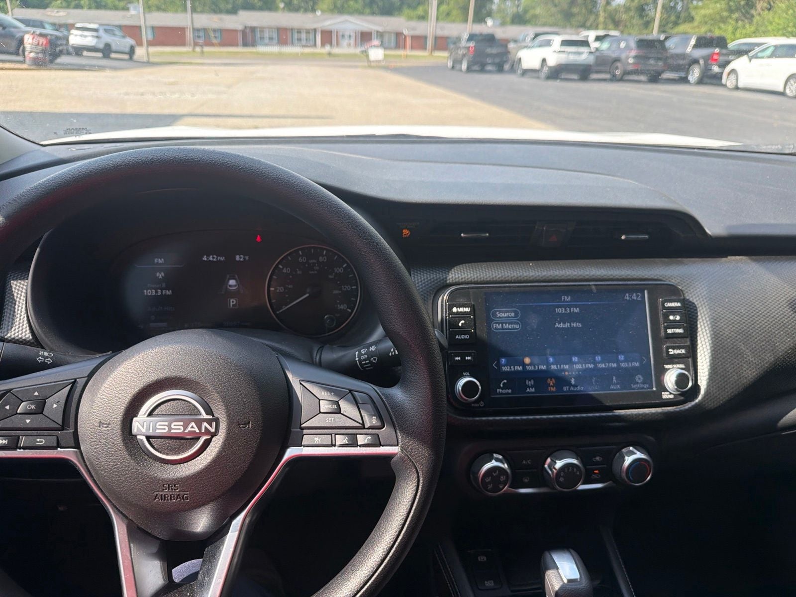 2024 Nissan Kicks SV