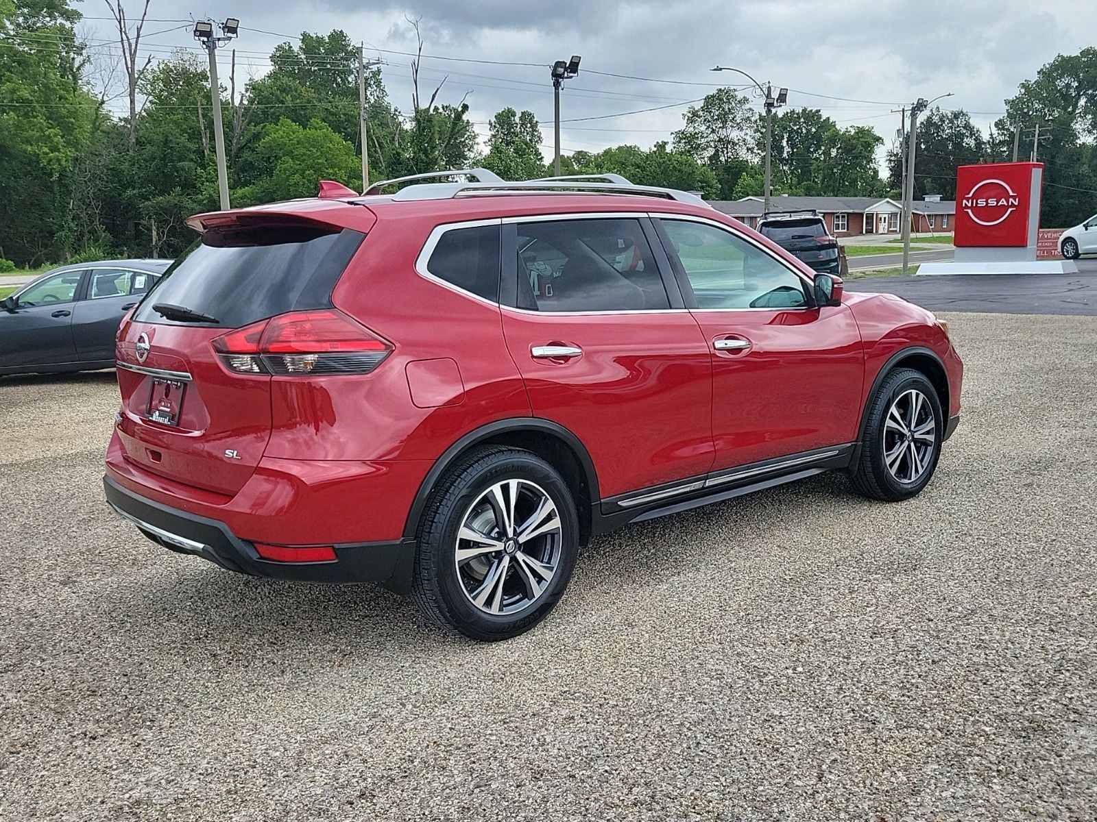2017 Nissan Rogue SL