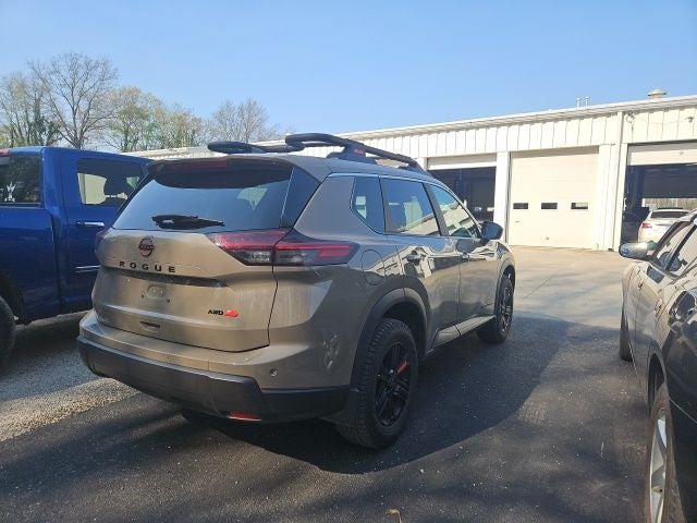 2025 Nissan Rogue Rock Creek