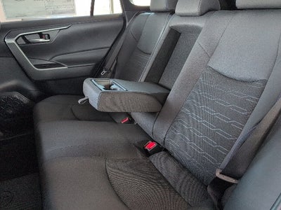 2025 Toyota RAV4 Hybrid SE