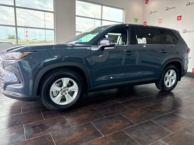 2026 Toyota Grand Highlander LE