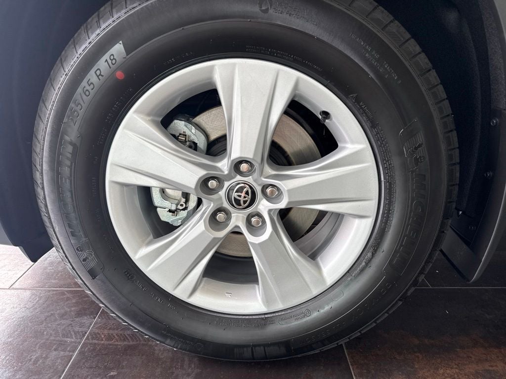 2026 Toyota Grand Highlander LE