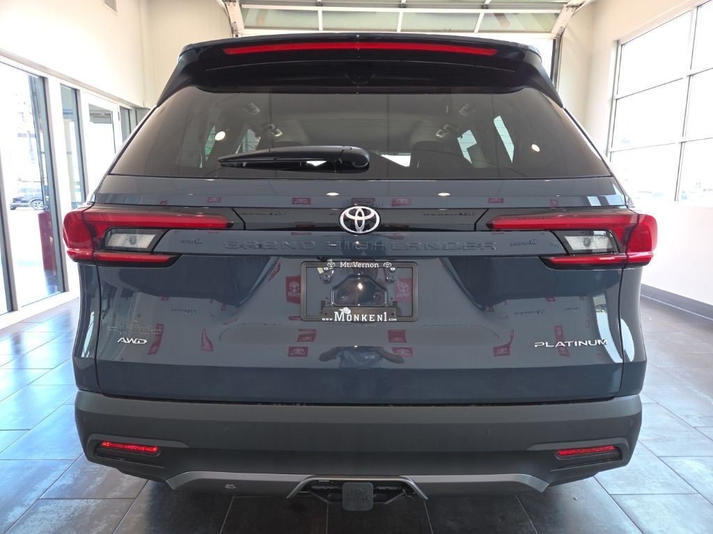 2026 Toyota Grand Highlander Platinum