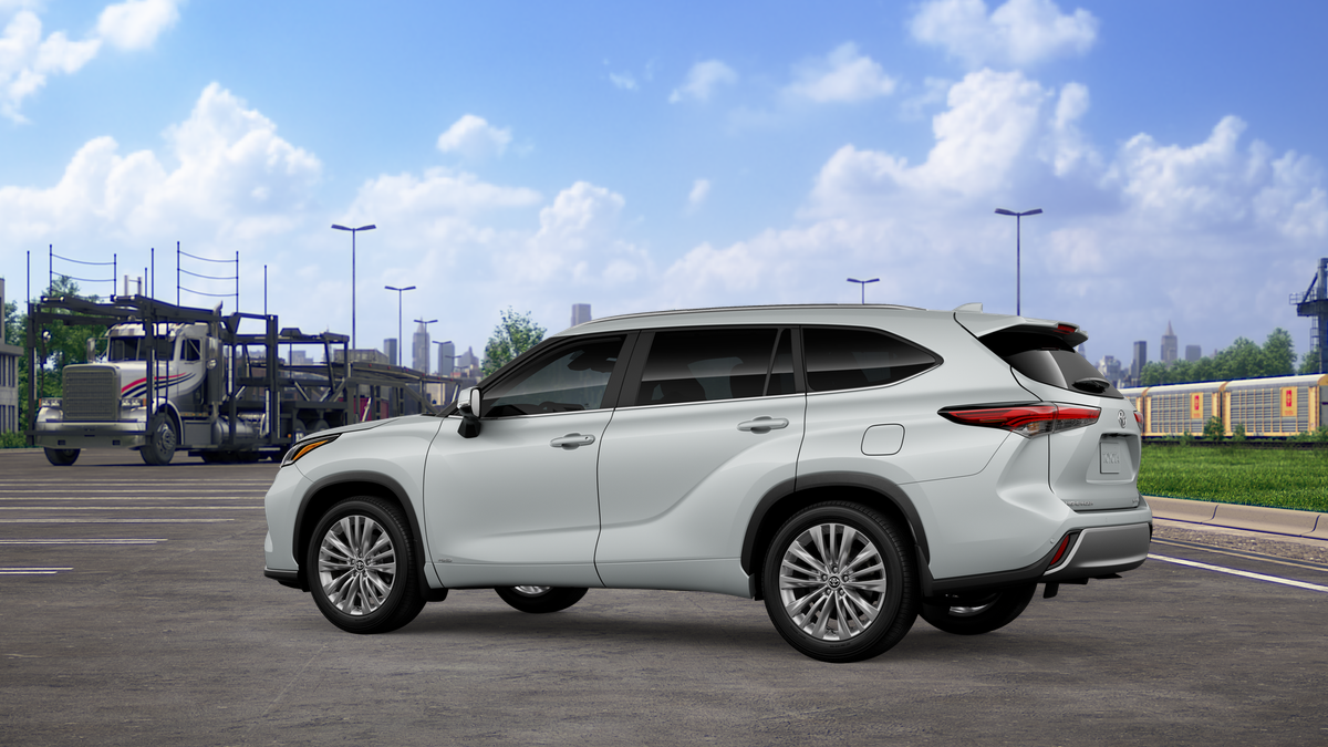 2026 Toyota Highlander Hybrid Platinum